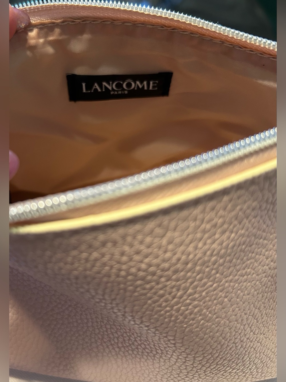 Lancôme Blush Pink Pebble-Texture Makeup Bag Bundle - Picture 4 of 5